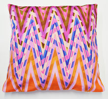 Load image into Gallery viewer, Orange/Pink Zig Zag Cushion Cover